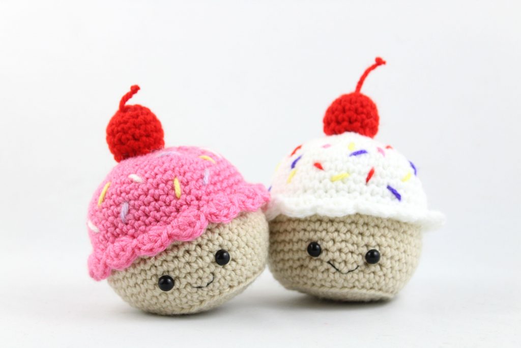 crochet cupcake doll pattern