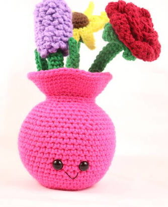 Roseate Rose Vase Free Crochet Pattern - Knot Bad