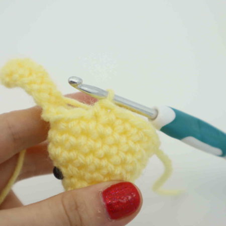 No-Sew Scrap Dog Amigurumi - Free Crochet Pattern - StringyDingDing