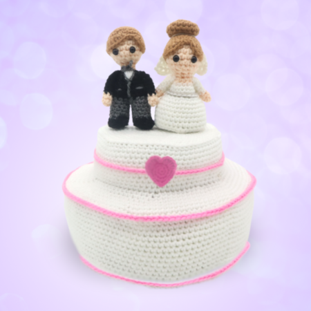 Free wedding cake amigurumi crochet pattern