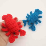 Free mini lobster amigurumi crochet pattern
