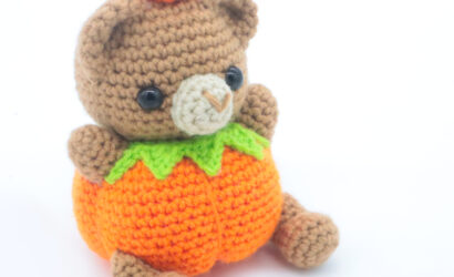 Free pumpkin bear amigurumi crochet pattern