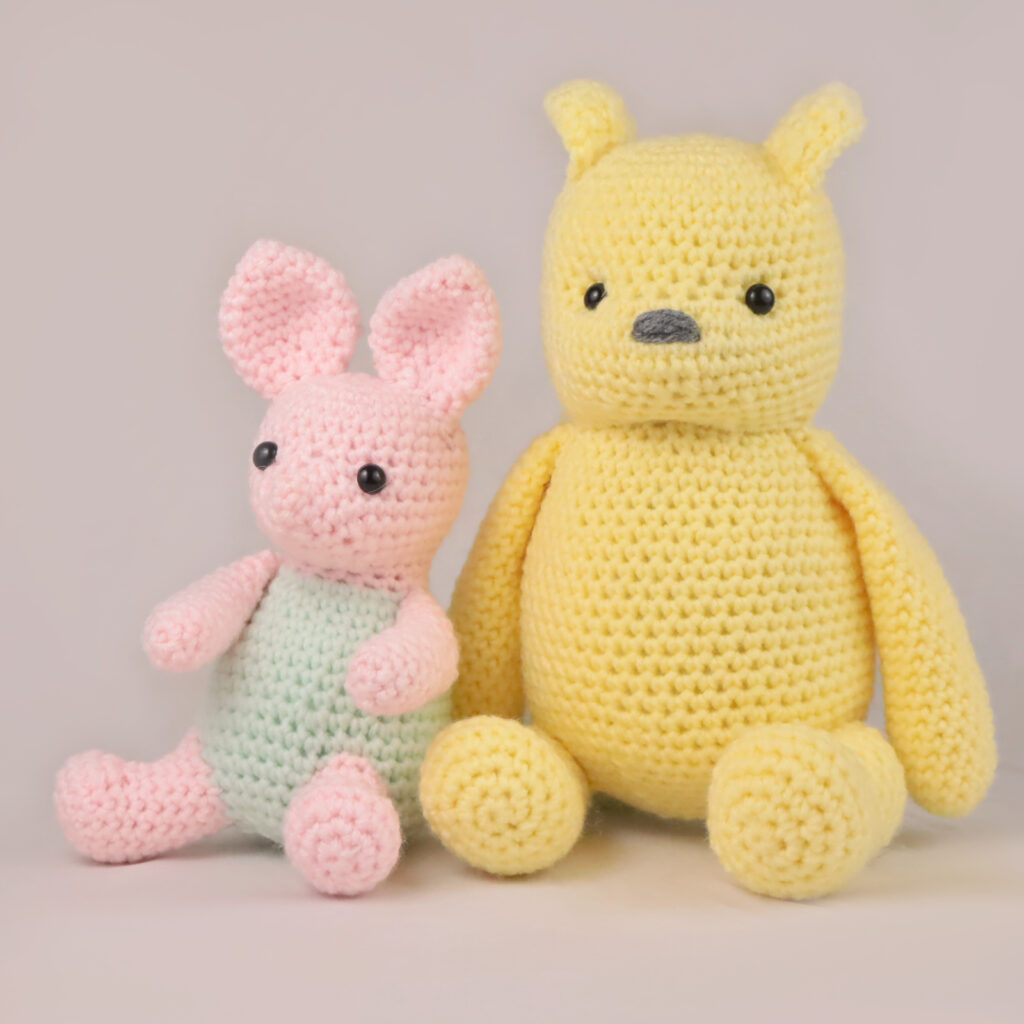 Free classic winnie the pooh and piglet amigurumi crochet pattern